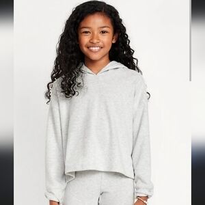 ⭐️40% Off⭐️ Old Navy Cropped Plush Ribbed Hoodie for Girls